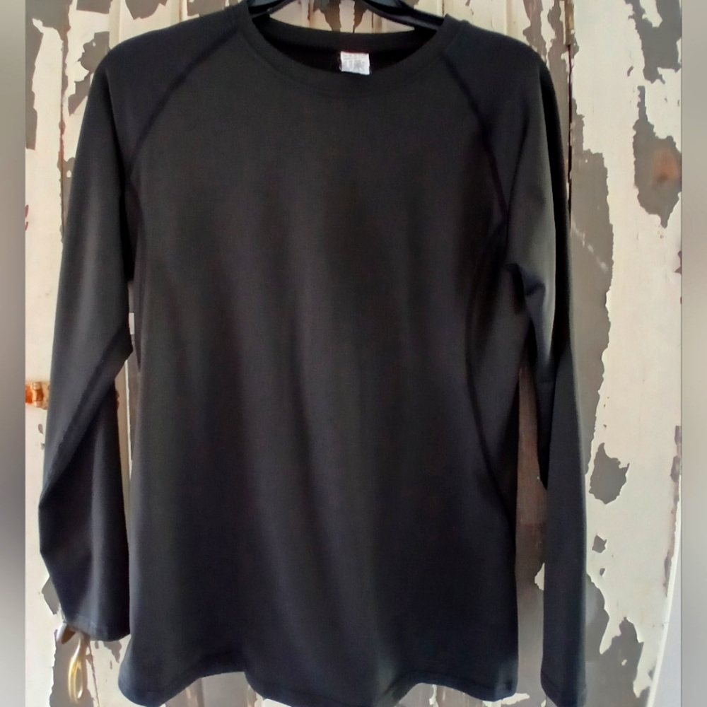 SILKY SOFT MEDIUM LONG SLEEVED TEE